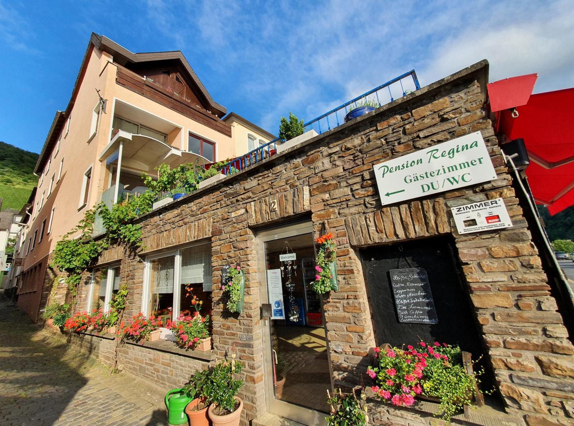 Pension Regina Cochem Luaran gambar